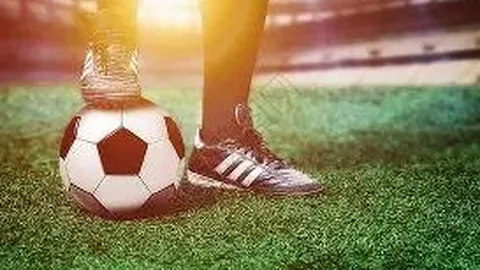 19岁海港新星振翅高飞，全方位揭秘神级助攻与精准长传制胜之道！